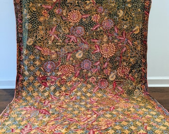 Batik Lasem Pagi Sore, Vintage Hand Drawn Indonesian Batik, Batik Collector Item, Old Batik Tulis, Indonesian Batik Fabric, Green Sarong
