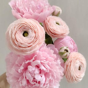 Clay flowers for Home Decor and Interior. Cold porcelain bouquet. Artificial flower arrangement. Realistic flowers. Flowers for vase.
