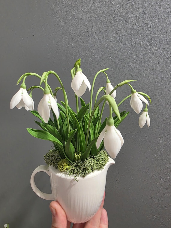 Schneeglöckchen. Strauß Schneeglöckchen. Frühlingsblumen. Echte Hauch Blume. Künstlicher Blumenstrauß. Blumen aus Ton. Wohndekor. Geburtstagsstrauß