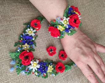 Necklace, bracelet and earrings with flowers. Ukrainian necklace. Unique necklaces for women. Beaded necklace. Wildflowers.