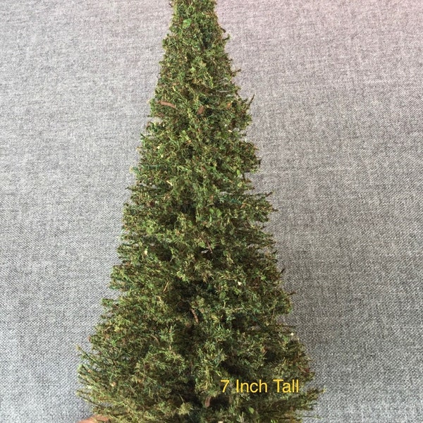 ONE Miniature Pine Tree, 1:12 Scale, Doll House, Christmas, Lanterns, Crafts, Diorama, Photography, Architecture,Red Truck