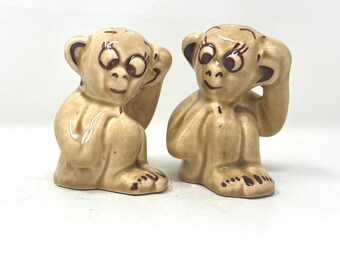 Vintage Rio Hondo Monkey Salt and Pepper Shaker Set