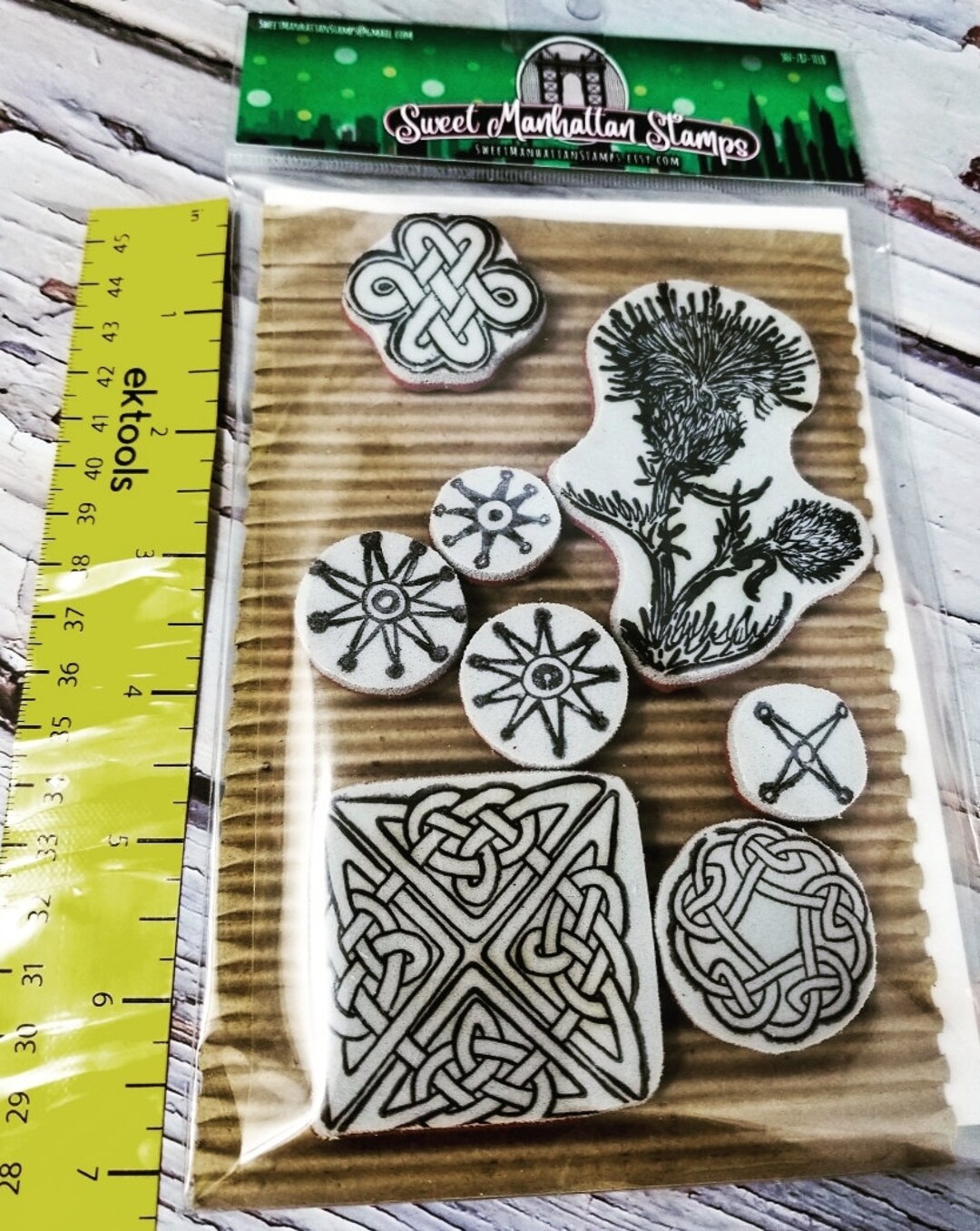 124-b Beautiful Japanese Stamp Set, Set of #8 Stamps in Set, Emblems ...