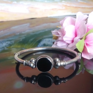 Vintage silver bracelet, Silver cuff bracelet with black onyx, silver bracelet for her, gift for her, 06