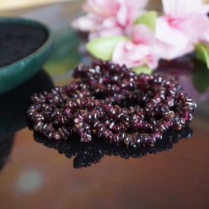 Natural Rodolit garnet Chips Beaded Necklace AAA ruby Nuggets Gemstone Necklace-Handmade necklace-Handwoven Necklace-Rope Necklace 023