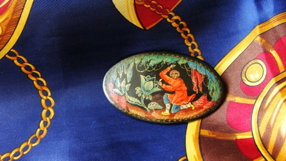 Broche Ancienne Palekh En Métal Laqué, Peinte à La Main, Multicolore