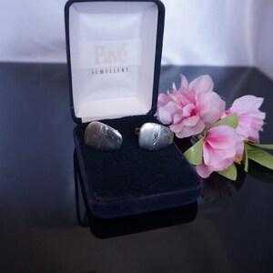 Gemelli d&#39;argento incisi a mano, gemelli vintage, gemelli d&#39;argento, gemelli d&#39;argento vintage anni &#39;50, finitura satinata e decorazioni incise a mano,121