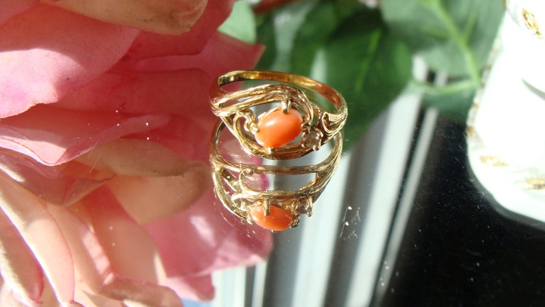 Unique Vintage Pink Coral Ring in 14k Yellow Gold,, Size 6, Modernist 1960s 1970s Jewelry, Freeform Cocktail Rings, 133 image 6