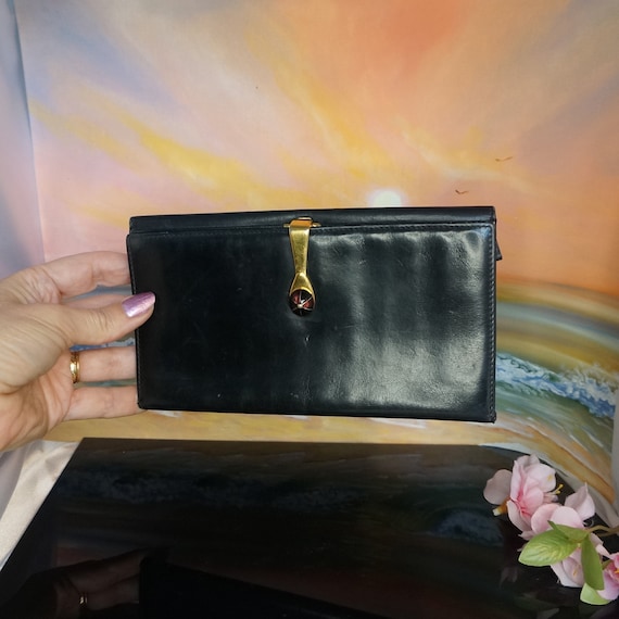 Vintage Gucci leather wallet, made in italy with … - image 1
