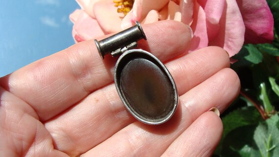 Stunning vintage sterling silver pendant with gen… - image 4