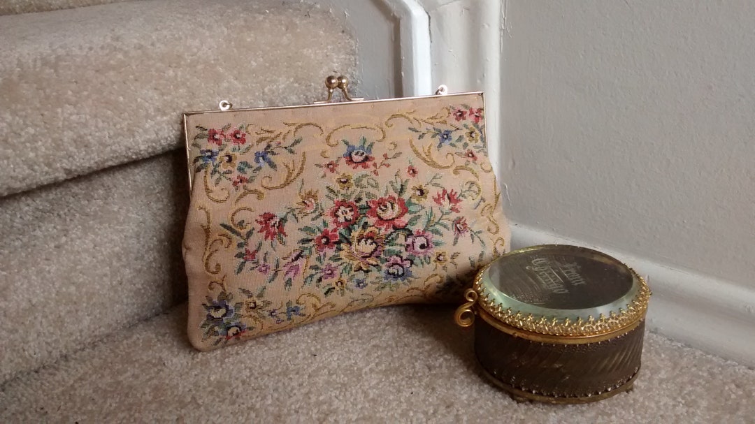 Vintage Tapestry Purse, Floral Evening Purse, Boho Purse, Made in Hong Kong, Victorian Style