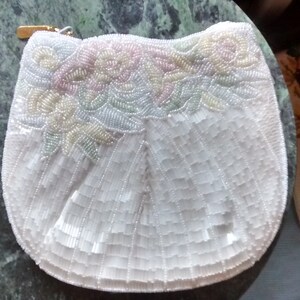 Vintage White Beaded Clutch Convertible  Bridal Wedding purse Sequined Evening Bag floras design  Circa 1980, 009
