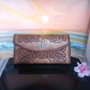 portefeuille vintage en cuir véritable, portefeuille gravé, motif floral, portefeuille pour homme, portefeuille à rabat, portefeuille en cuir gravé, 78