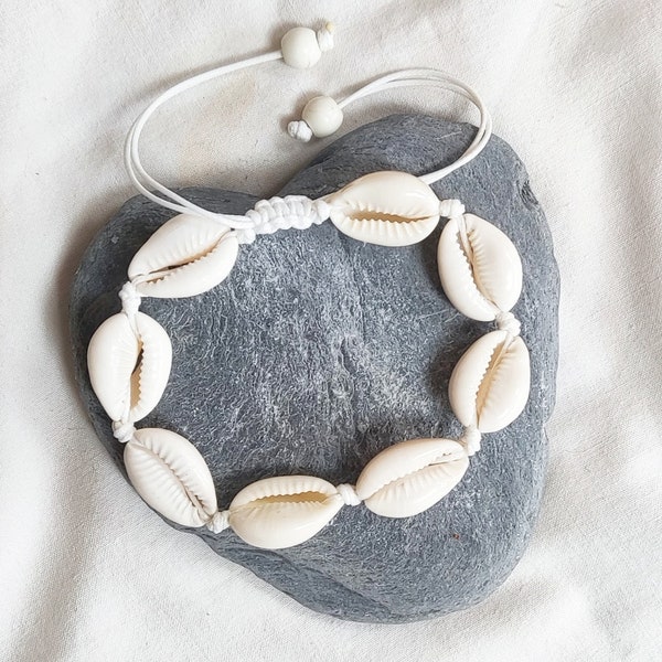 PENICHE - handmade cowrie shell anklet- ankle bracelet- boho anklet jewelry - unique gift for her - minimalist jewellery - beach style -
