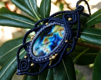 Labradorite macramé talisman protection necklace