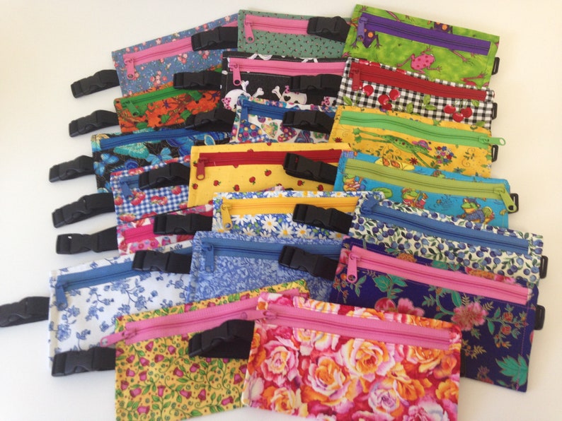 Waist purse Adjustable Waist Purse Cell Phone Purse w Green Frogs Best friend gift Fanny Pack Gift for kids Fun Purse Valentine gift
