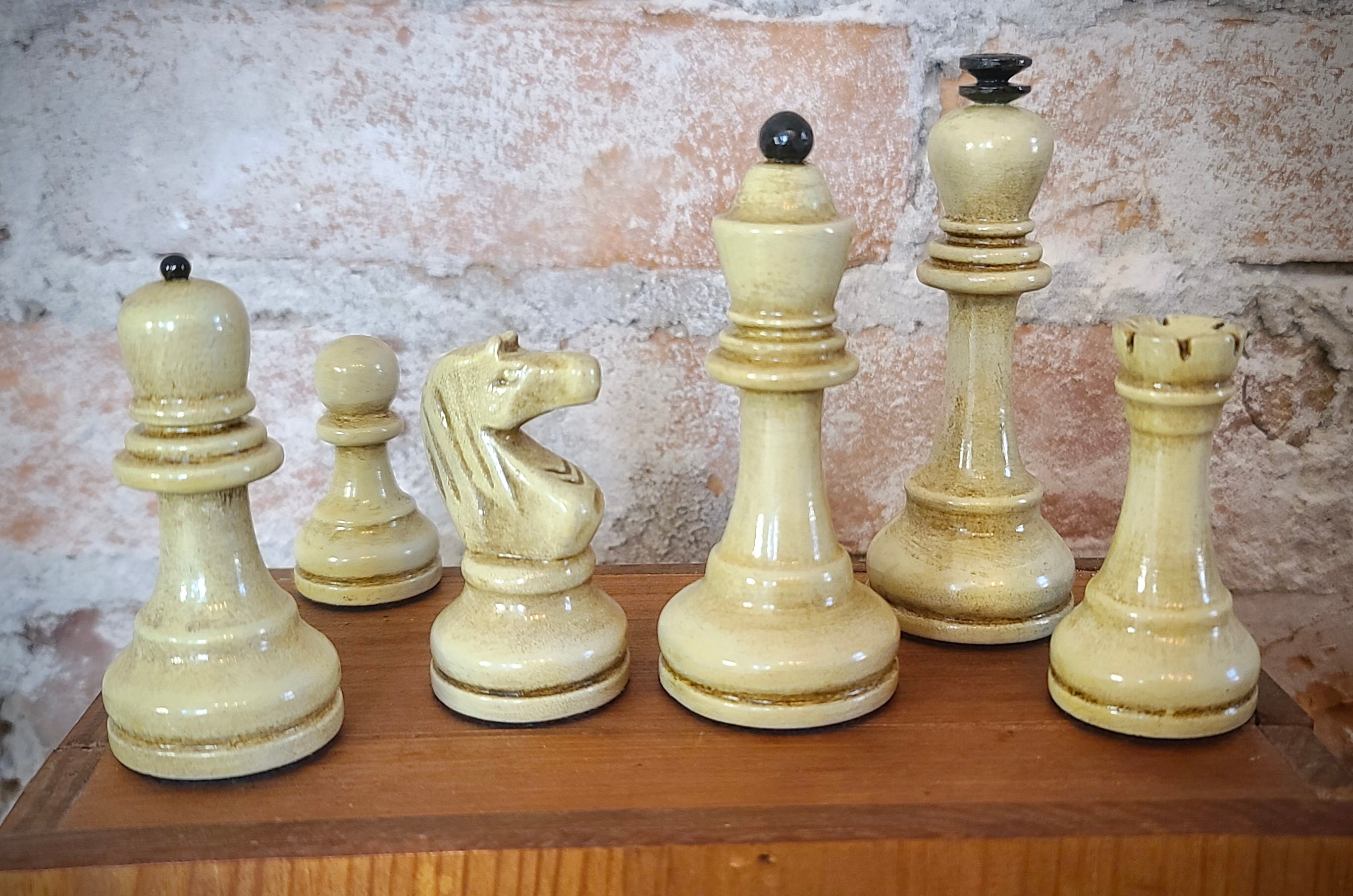 The Chess Schach - Home  Artistically Restored Vintage Chess Sets