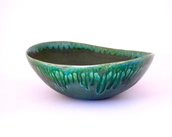 HandBuiltCeramicBowl ContemporaryPotteryBowl ArtisticCeramicBowl ContemporaryCeramics OrganicPottery ForestGreen ArtCentrepiece OneOfAKind