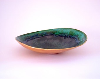 HandmadeCeramicFruitBowl ForestGreen Ochre ContemporaryPottery Minimalist UniquePotteryBowl OneOfAKind ArtisticCentrepiece WeddingGift