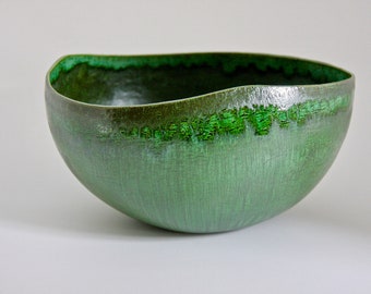 HandmadePotteryBowl OrganicShapedPottery UniqueCeramicArt OneofaKind Forest Green ContemporaryCeramics ModernPottery CeramicPlanter Gift