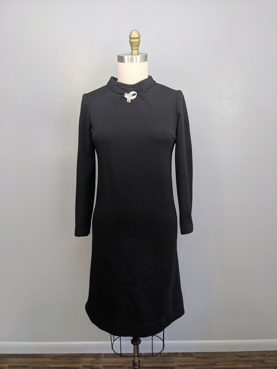 Basic 1970's Polyester Little Black Dress with Pin