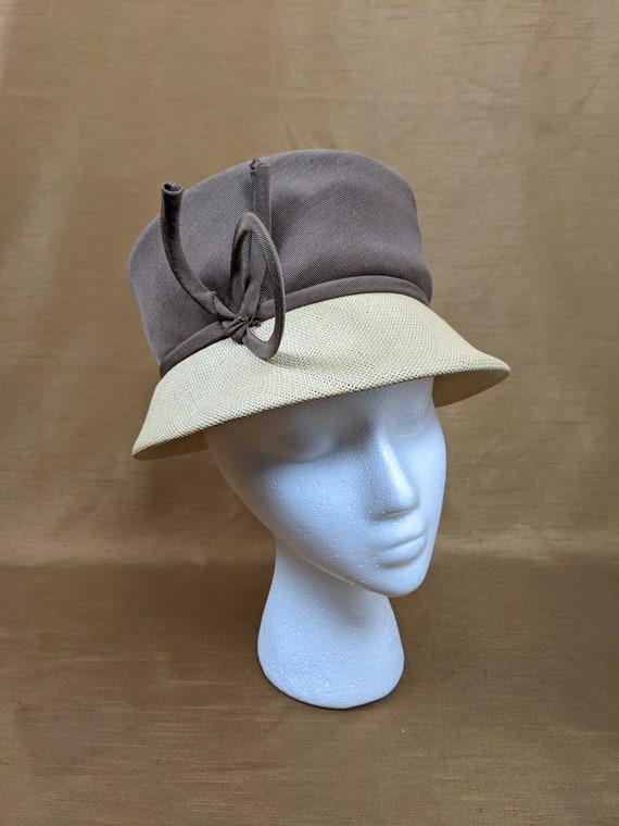 Tall Tan Brown Wicker Short Brim 1960's Hat