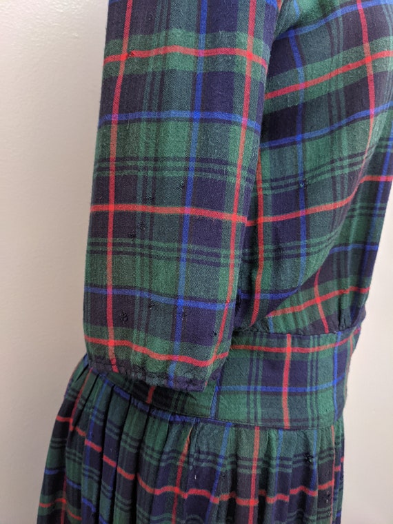 Women's 1990's Plaid Flannel Goes 1920's Dress As… - image 8