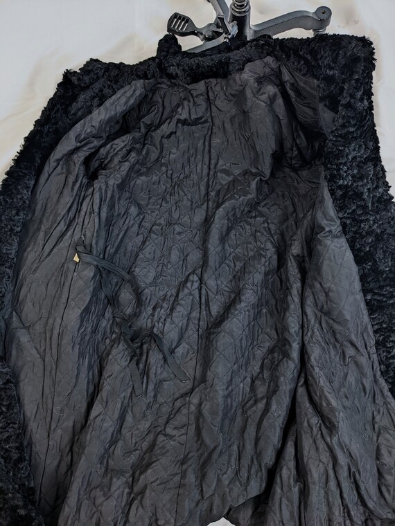 Vintage Classy Long Women's Antique Curly Black F… - image 7