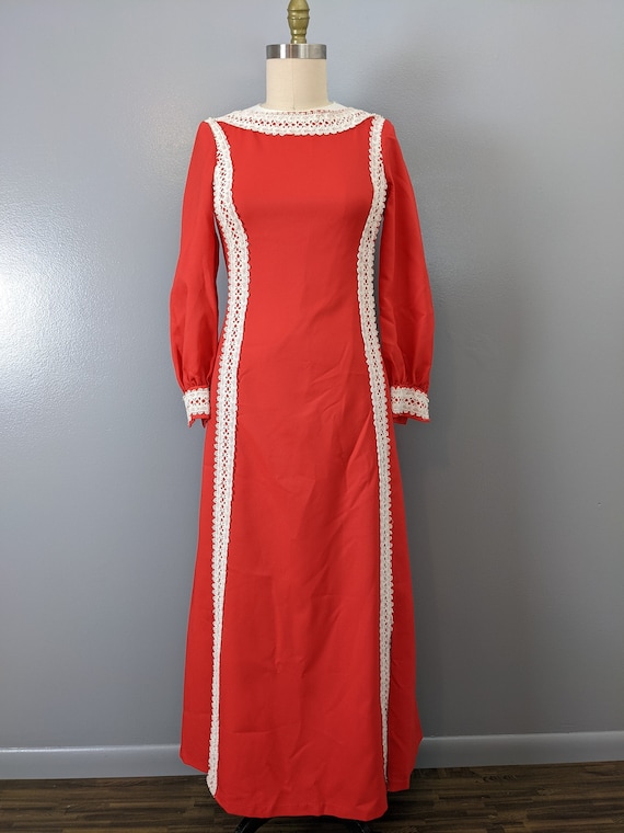 Red Comfortable 1970's Evening Party Cocktail Dres