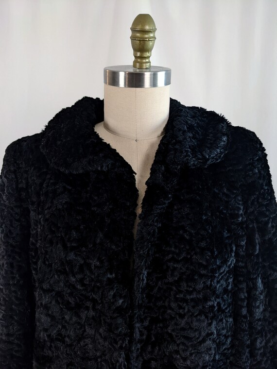 Vintage Classy Long Women's Antique Curly Black F… - image 4