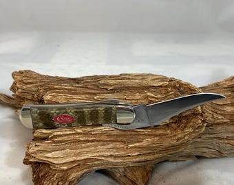 Navaja Case XX RussLock personalizada, modelo 61953L, con cachas personalizadas de piel de serpiente de cascabel auténtica (181)