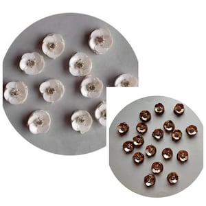 Aplique de flor de lantejoulas: Patch de strass branco e dourado