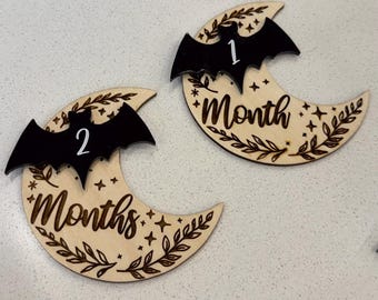 Goth Baby Milestone Discs – Moon Shaped with Magnetic Bat Numbers | Monthly Baby Photo Props | Halloween Baby Shower Gift