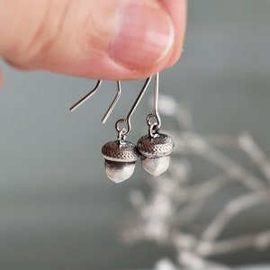 Silver Acorn Earrings, Acorn Earrings, Acorn, Acorn Jewelry, Botanical Jewelry, Oaknut Earrings