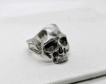 Skull ring, skull jewelry, silver skull ring, sterling silver ring for men, biker ring, Gothic ring, ring for men, Silver Ring, silver skull