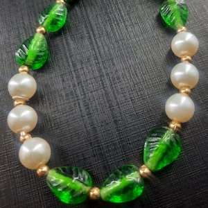 8&quot; Strand Green Quartz Hydro Smooth Carving Pear Shape Gemstone Beads White Pearl Faceted Round Shape Loose Beads ZJC-005