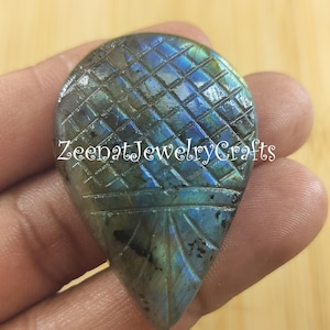 Cabochon di pietra preziosa di labradorite naturale Cabochon lisci fatti a mano Cabochon a forma di pera Intaglio di cabochon di pietra preziosa Creazione di gioielli arcobaleno appariscente Artigianato