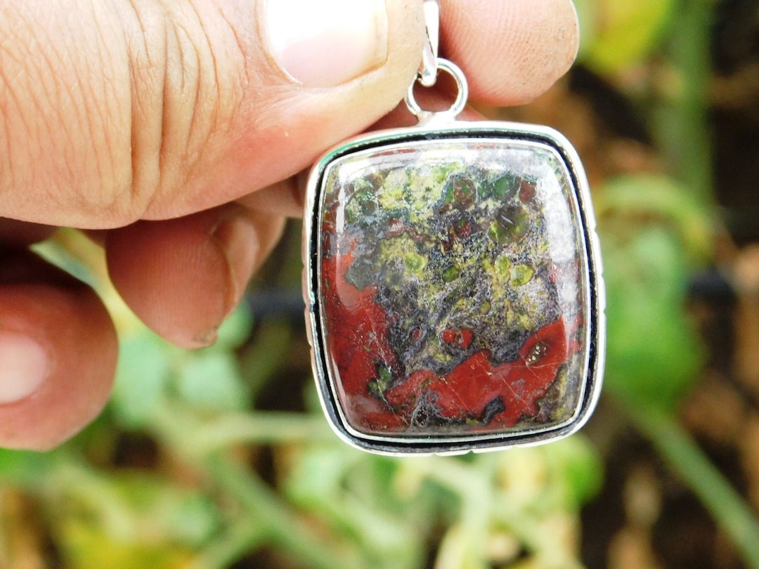 Colgante De Hoja Con Piedra De Sangre Y Plata De Ley 925 - Cadena De 50 Cm, Diseño Natural único, Con Caja De Regalo