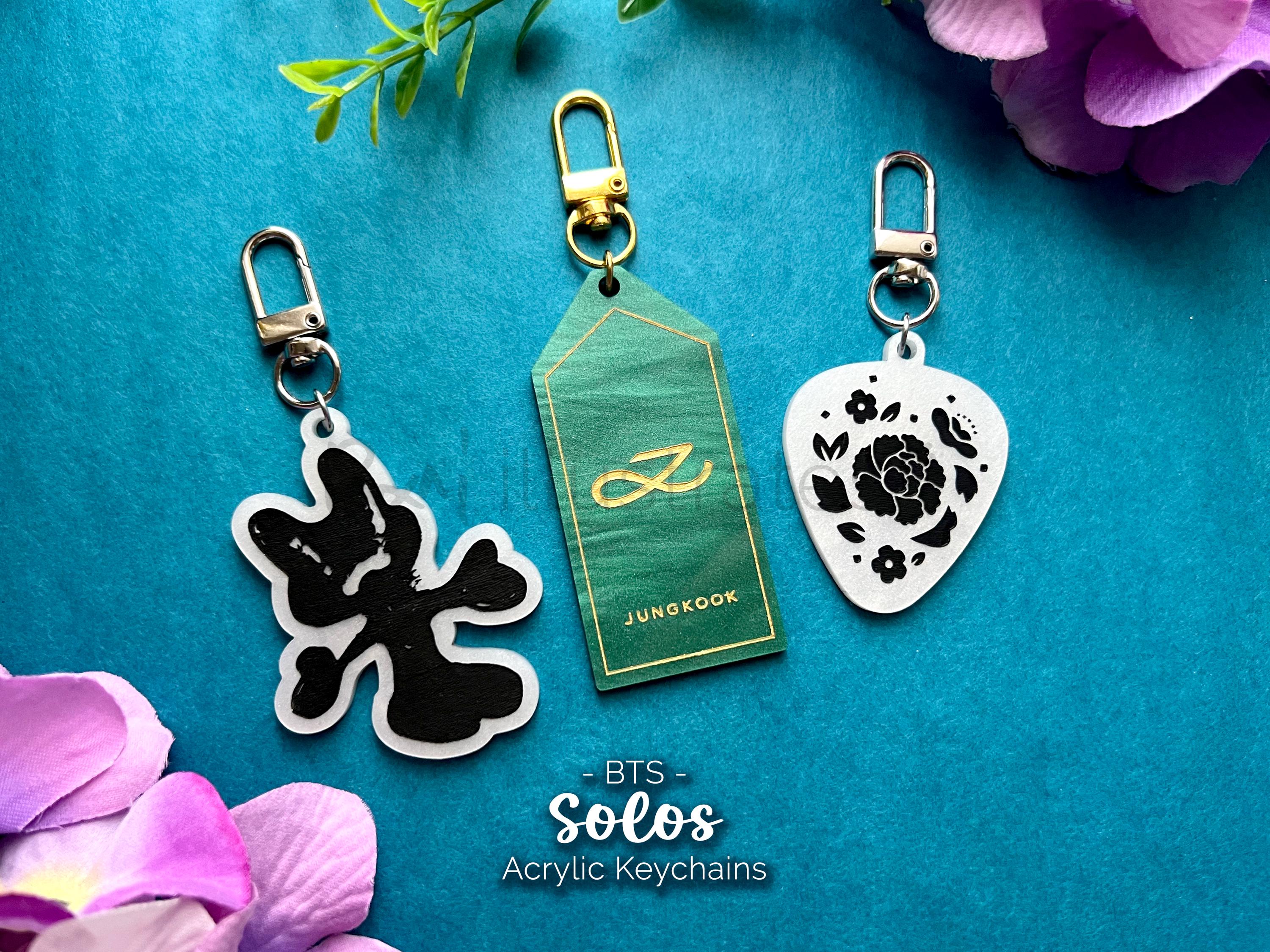 Bts taehyung keyring - Etsy 日本