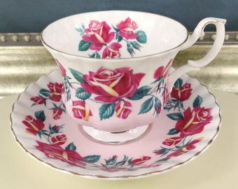 Tea Cup, ROYAL ALBERT, Lakeside Series WINDERMERE, Teacup And Saucer