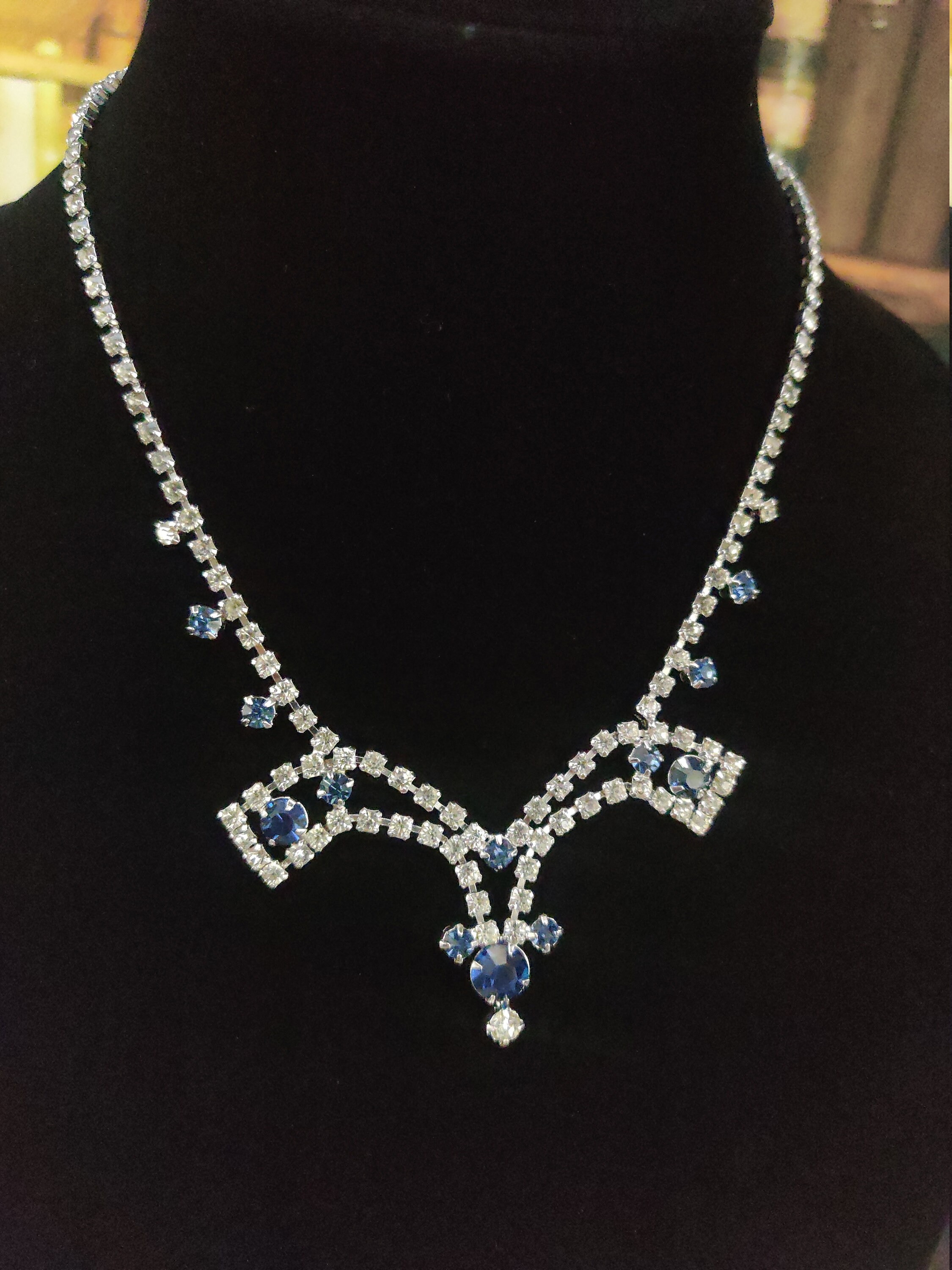 Collier Fantaisie Vintage Rétro - Bijou Ancien D'occasion Pour Collectionneurs - Fabrication Française
