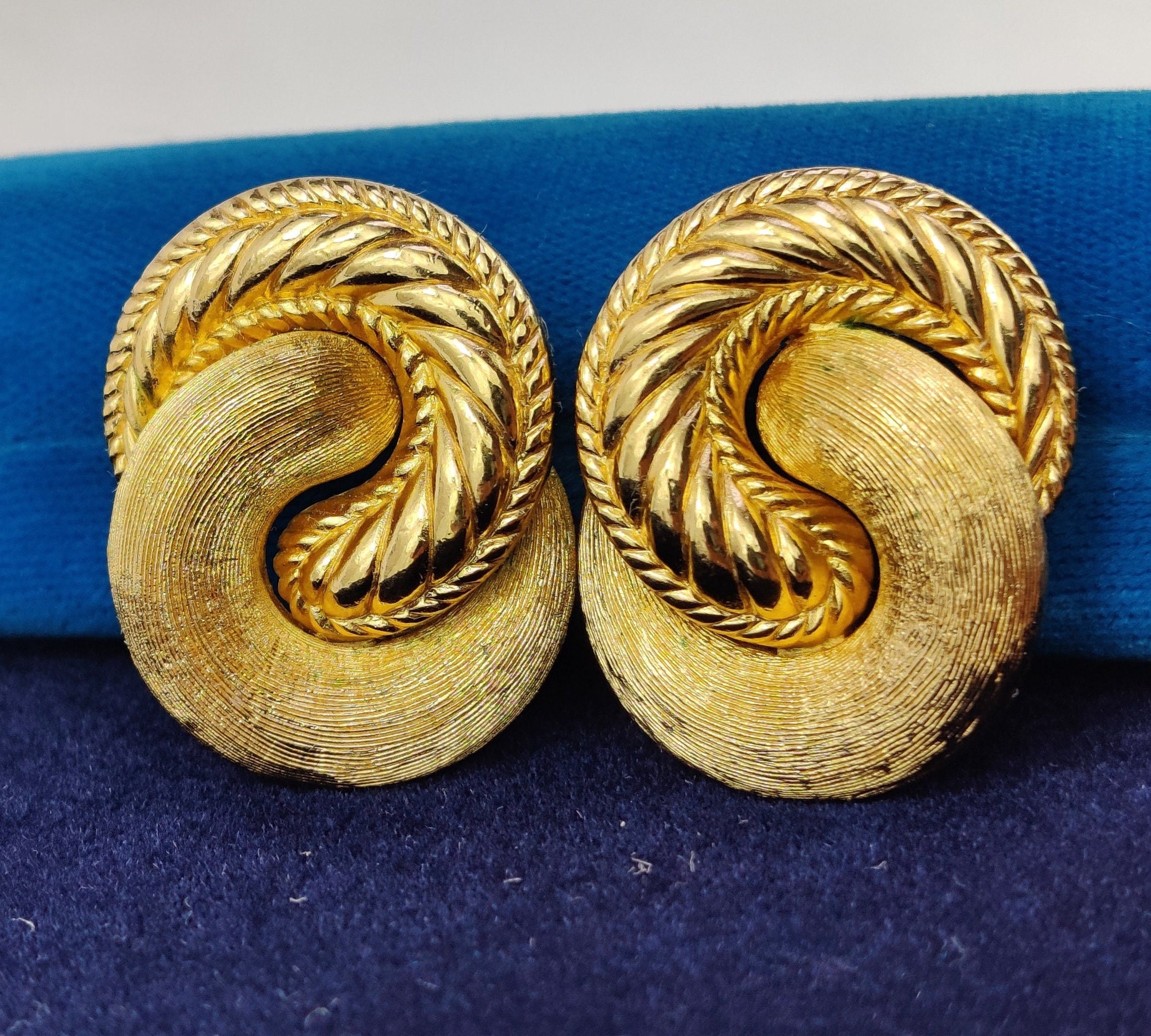 Christian Dior Vintage Clip on Earrings