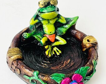 Frog Ashtray / Incense Holder Handmade Tobacco Ashtray Collectible