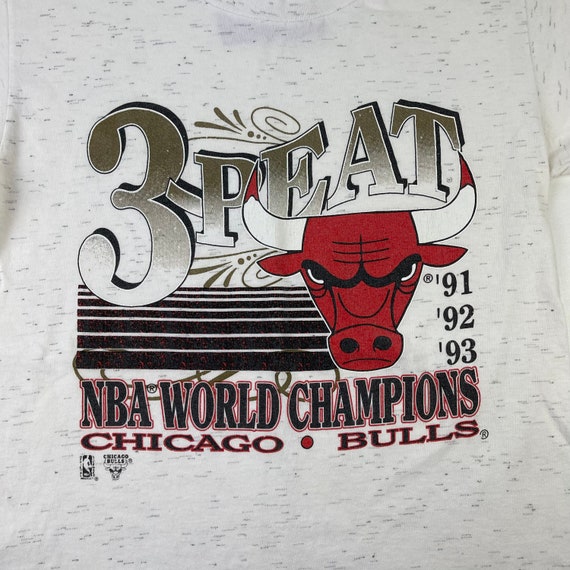 Vintage 1993 NBA Finals Chicago Bulls 3 Peat Champions Champs T Shirt Gray  Sz XL