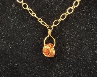 Hand Shaped interlocking copper loops dangle necklace