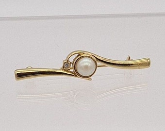 Vintage Gold-Tone Brooch With Faux Pearl And Rhinestone