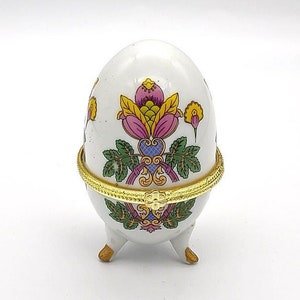 Vintage Ceramic Egg Trinket Box- White With Colourful Flowers And Leaves