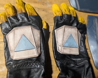 Resin Mandalorian Hand Armor Plates