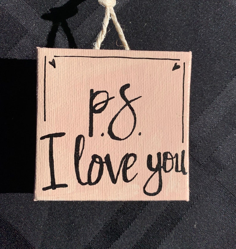 Love Mini Pink canvas wattached clip-stand-hanger tiered tray
