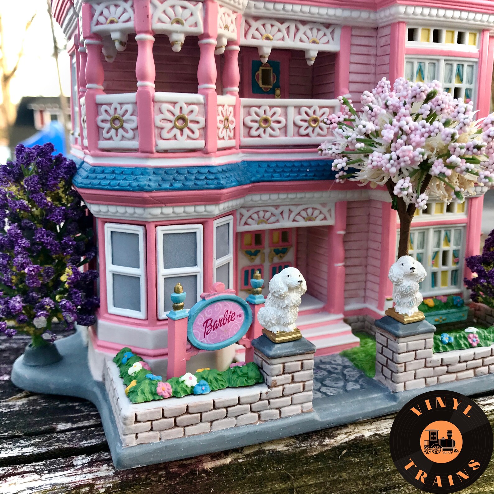 Barbie Dream House Department 56 Victorian Pink House Model Trains Dioramas Barbie Dolls 2000s